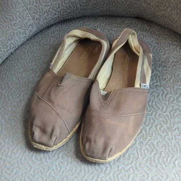 Toms Slip On, Tan, Women's 9.5 - Picture 2 of 7